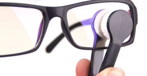 Glass lenses cleaner